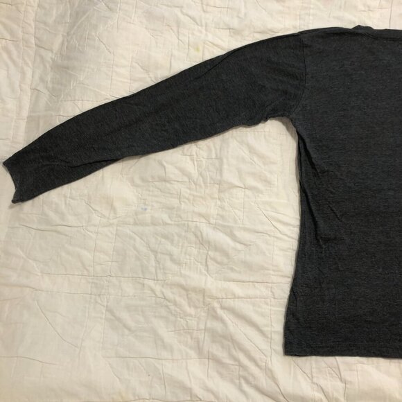 3/$25 ❥ NHL Detroit Red Wings Hockey Long-Sleeve Cotton Stretch Logo Tee XL - Picture 9 of 13